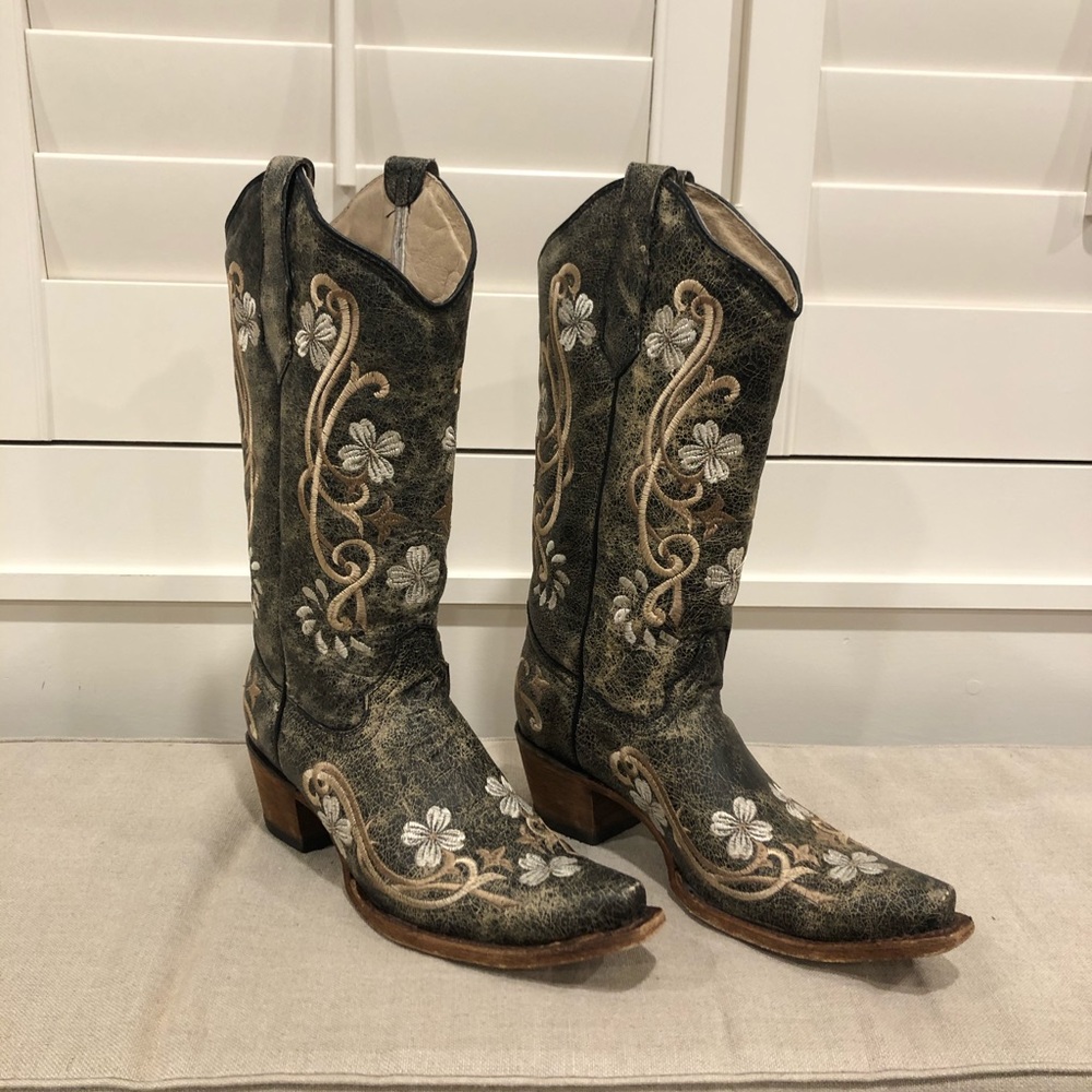 Women’s Cowboy Boots
